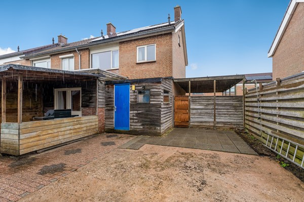 Foto - Te koop: Ruime hoekwoning met potentie!